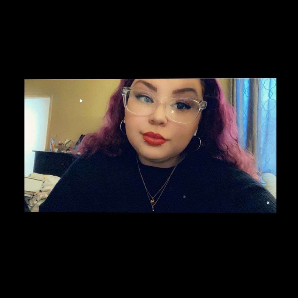 Meet your Posher, Melissa